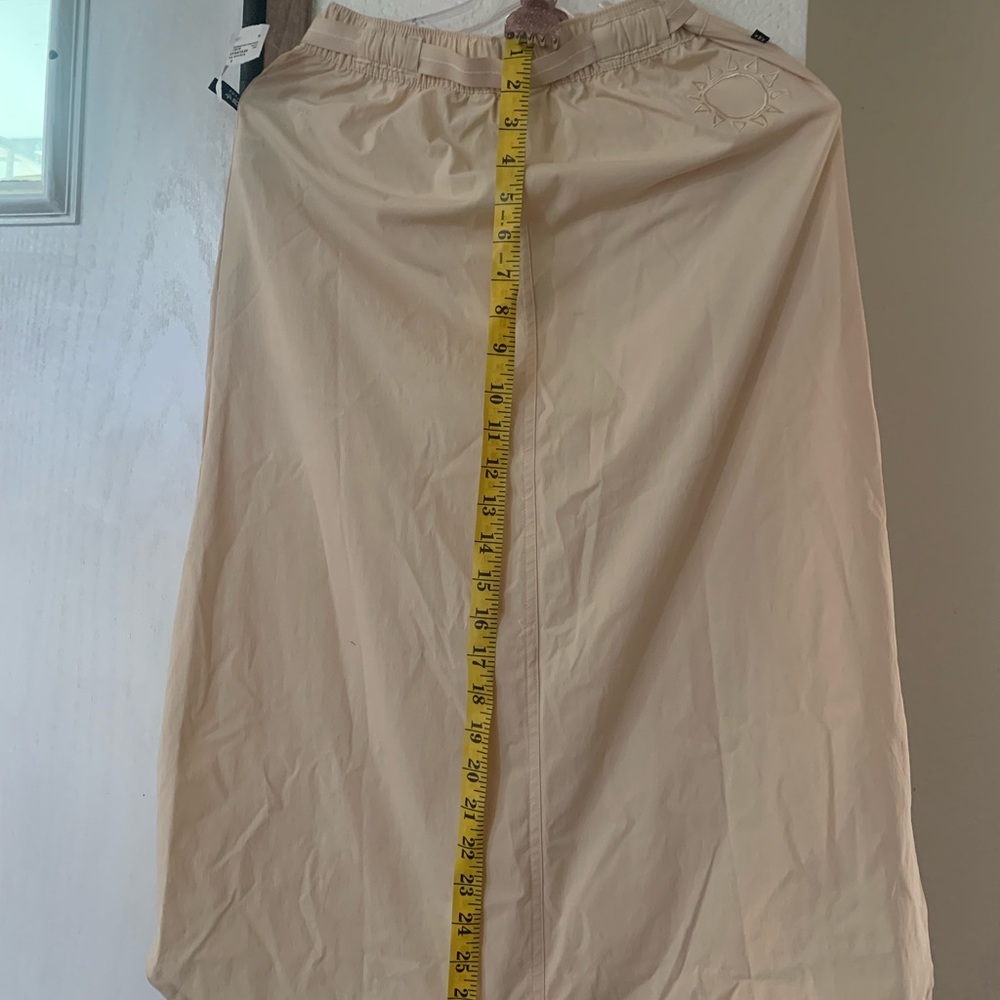 adidas women adidas Adventure Skirt new with tag. - Picture 4 of 13